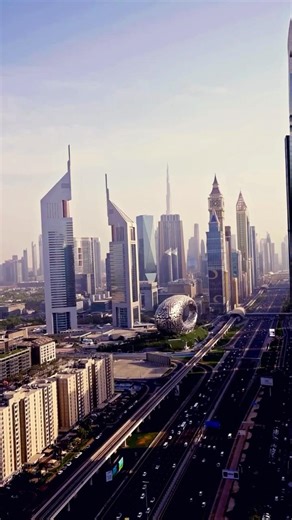 “Dubai’s Architectural Marvels | A Visual Journey🌇🌃🌆#shorts #shortvideo #dubai