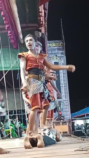 Velocuty. Ketoprak Bhakti kuncoro #bhaktikuncoro #ketoprakpati #javaart #traditionaljavanesetheater