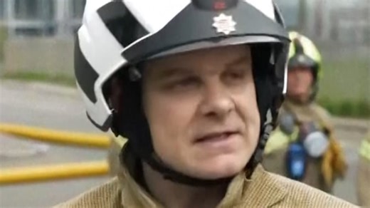 Transformer fire knocks out power to London Heathrow