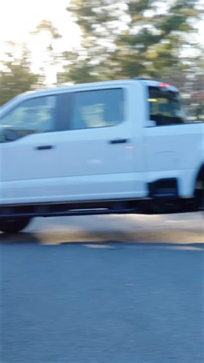 Amp steps, a DECKED drawer system, a 2” leveling kit, and a Roll-N-Lock bed cover — this Silverado is dialed in and ready for anything. From work to weekend, we’ve got the upgrades to upfit the ordinary. #CoastalLinings #TruckUpgrades #DECKED #RollNLock #PatriotLiner #WilmingtonNC #UpfitTheOrdinary | Coastal Linings