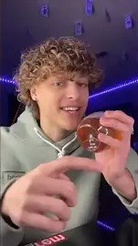 Viral apple juice test! Satisfying crunch or fail?