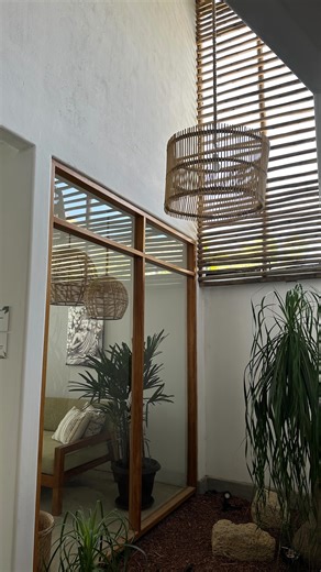 Jennyfer Palomino on Instagram: "💓🩰🎀🪄🧚🏼‍♀️🌸 . . #instaedits #edits #justagirl #polaroid #diorgloss #macchiato #gancho"