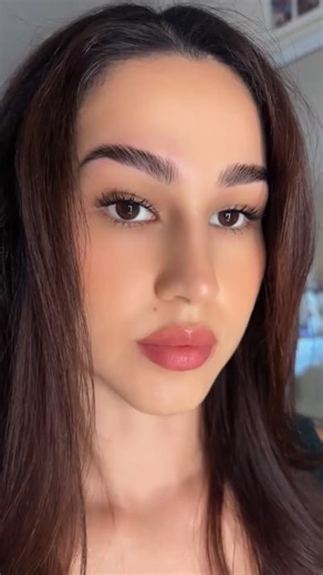 Simple Glitter Eye Makeup Tutorial