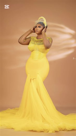 Process video of how I made my client’s birthday dress. #processvideo #abujafashiondesigner #fashiondesignerinabuja #viral #yellowdress #yellowoutfit #birthdaydress