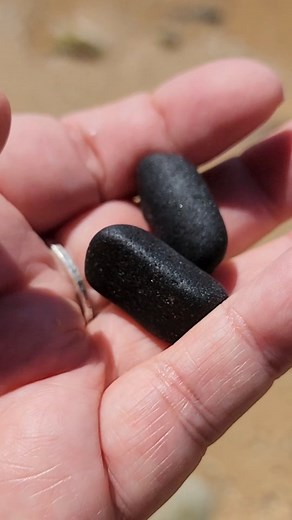 3 comments | I can’t even imagine how long it took the Ocean to polish this pirate-black glass to such perfection. These two little pieces — so smooth, beautiful, and truly one of a kind. . #seaglsass #beachcombing #seaglasstreasures #blackseaglass #pirateseaglass | SEA GLASS AUSTRALIA � | Facebook