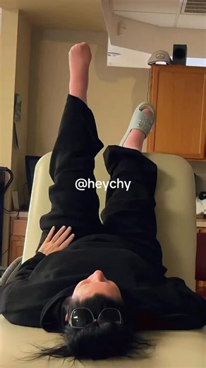 @heychy_official massage gun now has a titanium massage heat attachment. This is perfect for anyone who uses lotion and wants the direct skin contact without destroying the plastic heads. . If you want to check availability of this massage gun it is available on Amazon: https://www.amazon.com/dp/B0FQHPD3WJ?ref=t_ac_view_request_product_image&campaignId=amzn1.campaign.6DJT6BNYTIFP&linkCode=tr1&tag=ttspt-20&linkId=amzn1.campaign.6DJT6BNYTIFP_1768306597114 . I also have these available in our clini