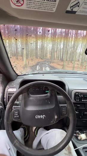 117K views · 926 reactions | SELF DRIVING JEEP, LIKE A TESLA BUT BETTER #JEEP #JEEPSJ #TESLA #OFFROAD #SELFDRIVING #4x4 #jeepwins #jeepfails | rockytvofficial | Facebook