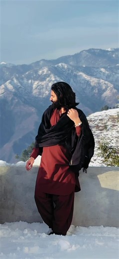 Zee_dorrani (@zee_dorrani)’s videos with original sound - KASHMIR TRAVEL Coy /کٲشُر🏔️🍁