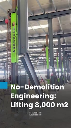 Building Roof Raised Mechanically Without Disassembly