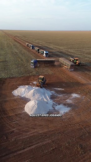 Veja como é feito o descarregamento do calcário | Marcos Cesar