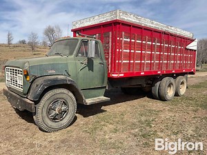 1969 GMC C7500 T/A Grain Truck | Transportation