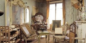 Inside A Paris Apartment Untouched For 70 Years