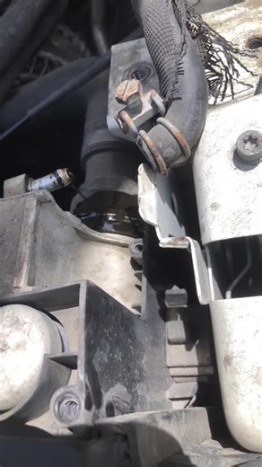 Changing oil filter and oil cooler gasket for bmw x5…….IRIE MOBILE MECHANIC “we will come fix it for you”