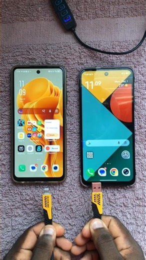 Type-C to Type-C charging + file transfer.