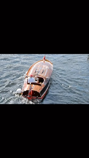 2.5K views · 46 reactions | Greavette Streamliner vs Gentlemen racer built by @breen_boats - it’s really not a competition because they both serve different purposes so their design and functionality are miles apart yet the level of finish and uniqueness sets them apart from so many boats on the lake #boat #lake #lakelife #lakeliving #woodenboat #woodboat #oldboat #boattrip #boatride #muskoka #custombuild #cottage #lockks | Kevlar Bike | Facebook