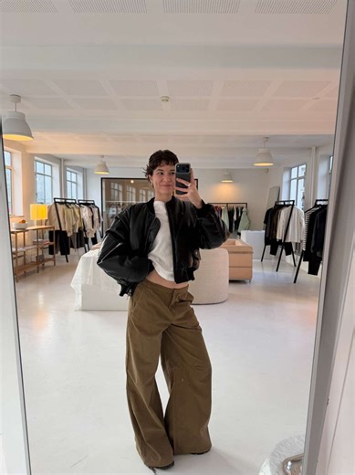 annonce | ad 🤍 checking out da capo vintage in Nørrebro today, will be adding this to my usual thrift crawl for sureeeeee! . . . . .