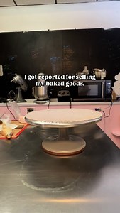 It can be a rocky slope starting a home bakery… If you don’t know what you’re doing. I’ve been baking for 5 years now as a business. I made EVERY mistake you can think of. Literally. 🥲 During my time I’ve had a licensed home bakery, a storefront bakery, custom order only bakery model, and a bakery cart. I think I’m pretty seasoned now in the baking front 🤣 With all of that knowledge and experience I’ve gained over the years, I spent a LOT of time writing it all down while I navigate this journ