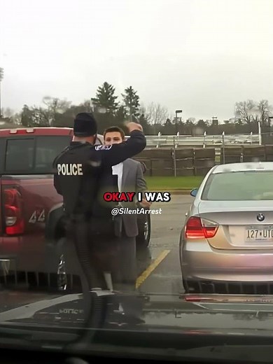 Officer Helps College Student in the Best Way #shorts
