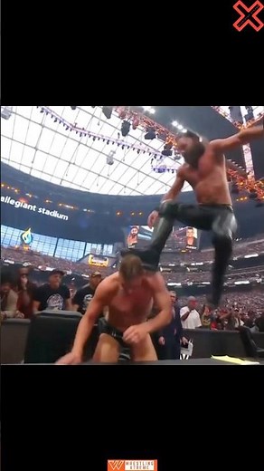 Seth Rollins CURB STOMPS Gunther! 🔥