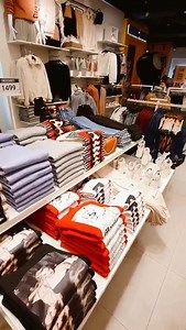 8.3K views · 89 reactions | Hit the brand new Forever 21 store at DLF Mall, Saket? ✨ We’re waiting to see you, South Delhi! Get Up to 70% off on select styles in stores Get Rs. 500 off on a shopping of Rs.2999 & above Get Rs. 1000 off on a shopping of Rs.4999 and above Rush to the F21 @ DLF Avenue,South Delhi y’all! DLF Avenue | Forever 21 | Facebook