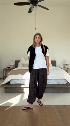 Meet Rayna, our most anticipated shoulder bag. Softly structured. Seriously easy. Double-faced leather inside and out. | HOBO