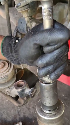 Repairing a worn Tie Rod End #carrepair #mechanic #tips #howto #automobile #steeringwheel