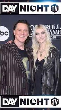 Jim Carrey and Taylor Momsen Remembered The Grinch, Have You Seen It? #movie #daynighttv #grinch ...