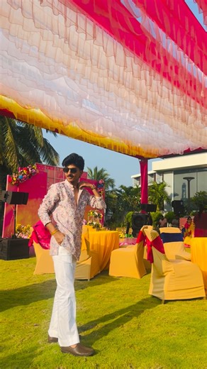 Swayam Sontakke on Instagram: "Things that make me happy “outfit check”🥀🌝 #viral #trend #popular explore content"