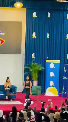 Spreading Humours Host @ UL