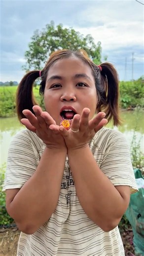 Something Fell Out of Our Mouth… You Won’t Believe What Happened! 😱 #entertainment #funnyvideo