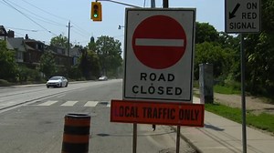 TTC construction sends Broadview-Danforth intersection into traffic chaos