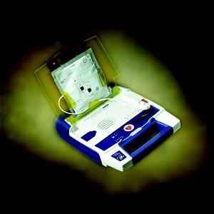 Equipment, training may help heart attack victims