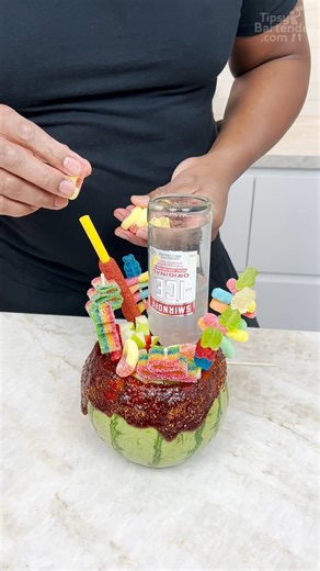 Smirnoff Preparada in a Watermelon | Tipsy Bartender