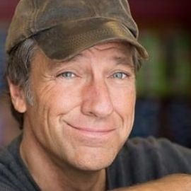 Mike Rowe | Keynote Speaker | AAE Speakers Bureau