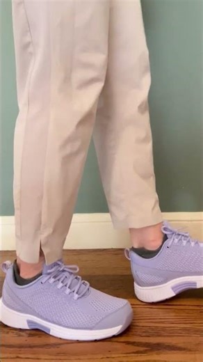 Swollen Feet? These Sneakers Change Everything #orthopedic #comfort