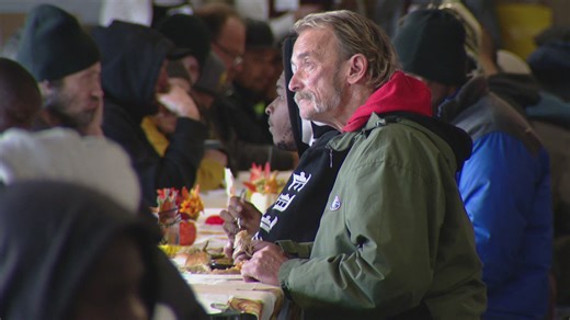 Denver Rescue Mission feeds hundreds in annual Thanksgiving banquet