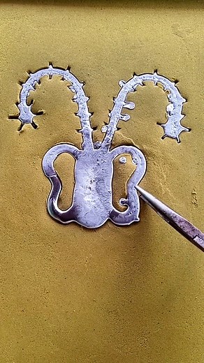 Unique Sand Pattern Turned into a Beautiful Metal Design #metalcasting #design #ytshorts | Cast And Craft