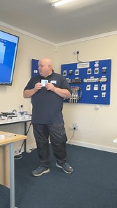 Connecting the salus smart home thermostat to a start plug #plumber | Allen Hart