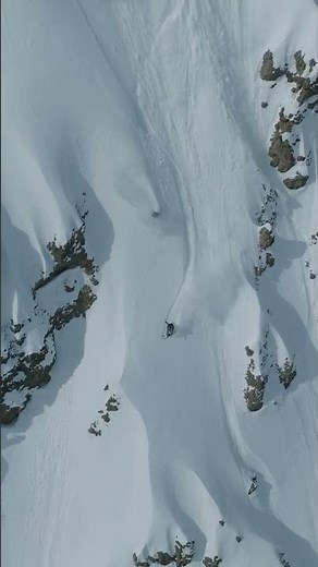 Backyard Madness: Jeremy Jones Crushes this Technical Line 🕺