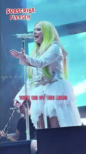 Avril Lavigne - I'm With You (Live The Greatest Hits Tour) #shorts