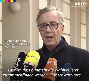 Für den Vorsitzenden der Fraktion DIE LINKE. im Bundestag Dietmar Bartsch finden sich nun die Wahlverlierer in einer Regierungskoalition zusammen. Für die Linke leitet er aus dem Ergebnis des SPD-Mitgliedervotums einen klaren Auftrag ab. Mehr zur Entscheidung der Sozialdemokraten heute um 18.30 Uhr im Bericht aus Berlin. | Bericht aus Berlin