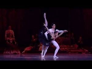 Swan Lake - Black Swan pas de deux (Kondaurova, Askerov)