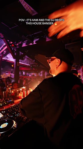 Merci @LA CHURASCAIA ! What a pleasure to play at home 🇫🇷❤️ S/o to @GREG HERMA DJ & Capi for your warm welcome ! 🫶 #afrohouse #latinhouse #deephouselovers