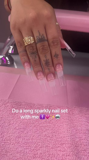 Sparkly Long Nail Set Tutorial with Glam Nails | Nail Inspiration