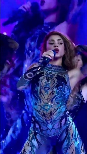 Shakira - She Wolf (Live at Las Mujeres Ya No Lloran World Tour) #Shakira #LMYNL#LMYNLWorldTour