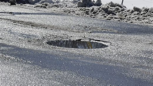 Michigan contest launches to pay drivers for pothole damage