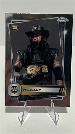 Latest eBay uploads…slide in them DMs if interested… #wwe #sportscards #tradingcards | Trojan Collectibles | Facebook