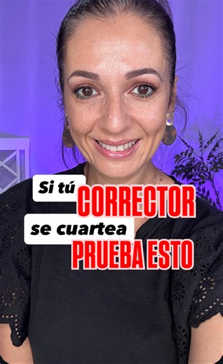 Si tu corrector se cuartea, puede que no sea el producto, sino cómo lo aplicas. 👁️✨ En este vídeo te enseño el truco que uso para que no marque líneas ni se reseque —ideal para pieles maduras o con arruguitas. Y si te gustan este tipo de tips, tengo una comunidad donde comparto más rutinas y consejos de cuidado facial y maquillaje. 💜 💬 Escribe “VIP” en los comentarios o mándame un mensaje y te explico cómo entrar antes de que cierre el acceso. 😉 #CuidadoFacial #Maquillaje40Plus #PielMadura #