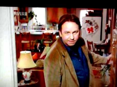 8 simple rules theme