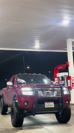 Don’t mind the wires the fell out the little Amazon plastic thingy holder